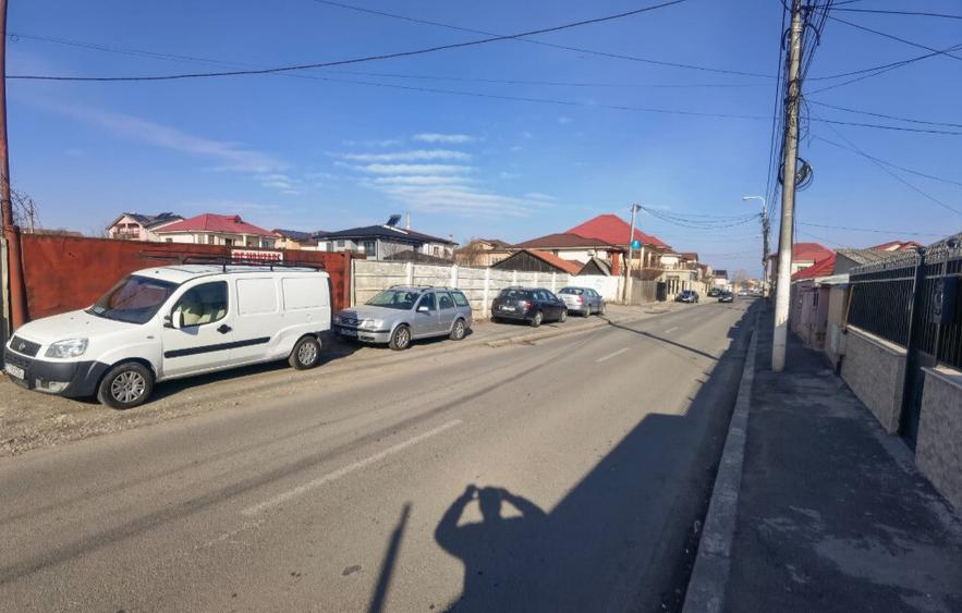 Teren 800 mp toate utilitatile langa teren Strada Comarnic - 1