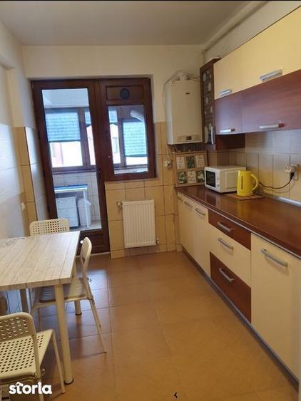Inchiriez apartament mobilat 2 camere metrou - 7