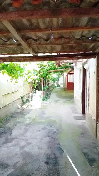 Casa cu teren in Fratelia - 1