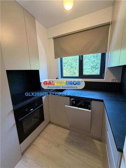 Apartament cu 2 camere semidecomandat, mobilat în Nord