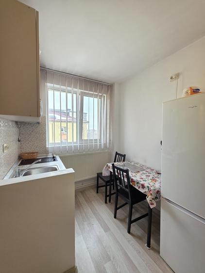 Piata Trapezului, Aleea Mizil, 5 minute metrou - 9