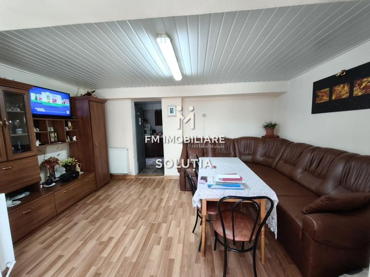 Casă individuală cu 6 camere cu Canalizare în Griviței