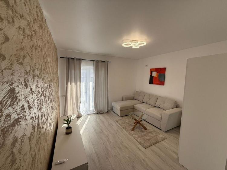 Inchiriez apartament,2 camere,bloc nou,crisul repede vis a vis de restaurantul TRATTORIA - 1