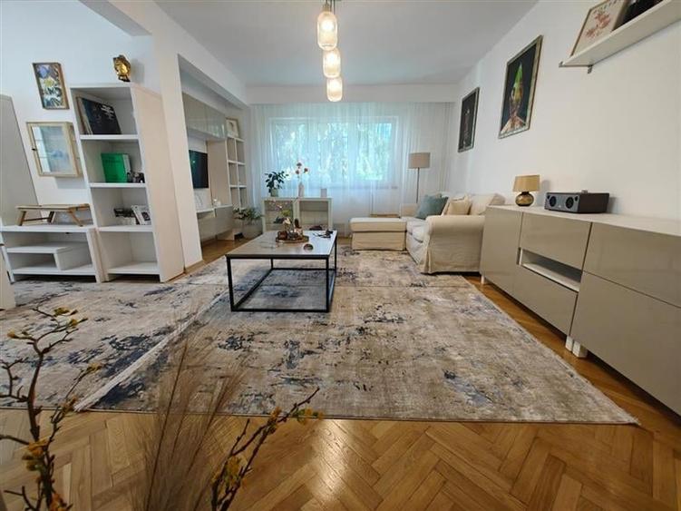 Aleea Parcului- 3 camere, ultracentral, renovat ultramodern- prima inchiriere! - 2