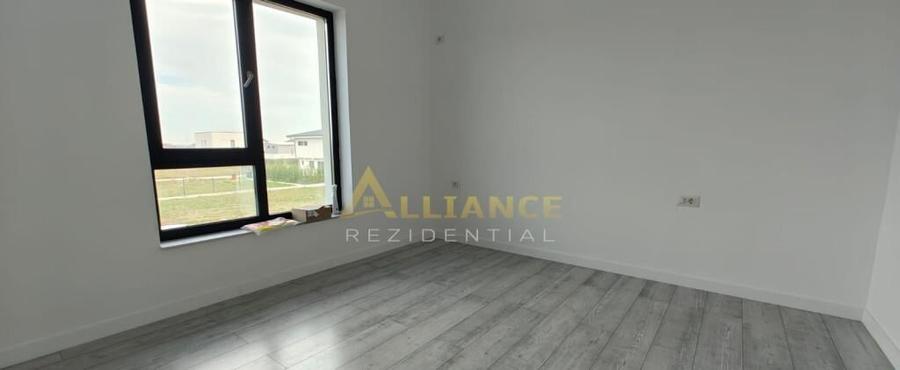 Casa individuala - 4 camere - 3 bai - 110 mp utili - 4