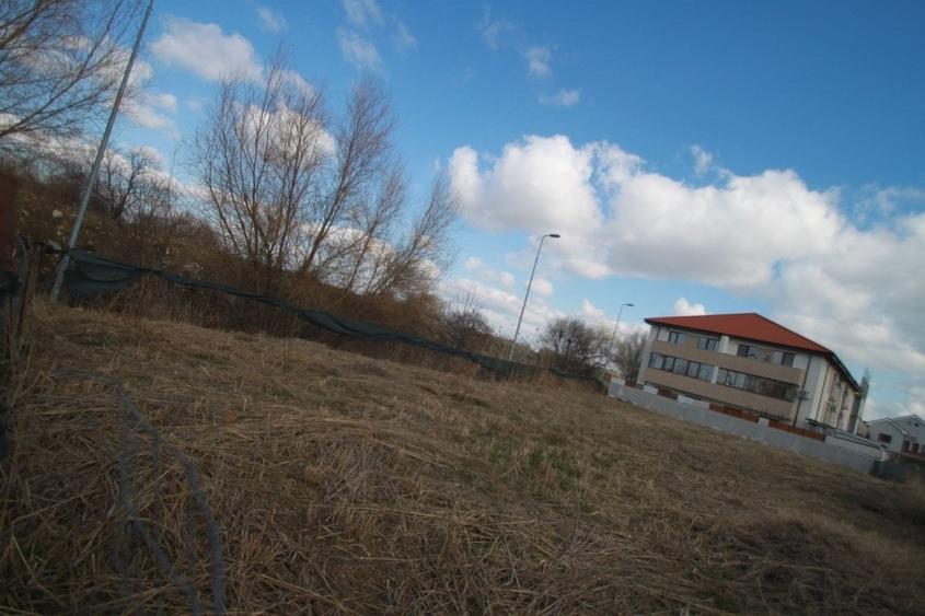 Teren intravilan - Zona Kamsas- regim de inaltime p+2/4 - 3