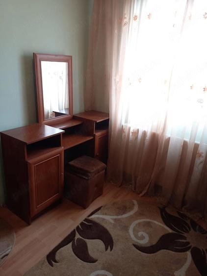 Vand urgent!!! Ap 2 cam Vlaicu Str. Saturn et. 3 - 8