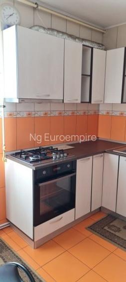 Apartament cu 4 camere decomandat în Inel II