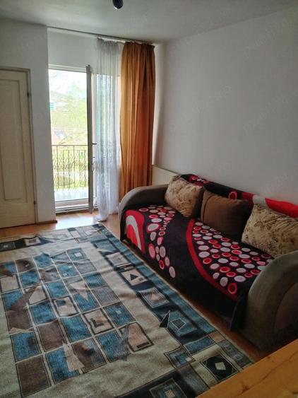 Inchiriez garsoniera - 3