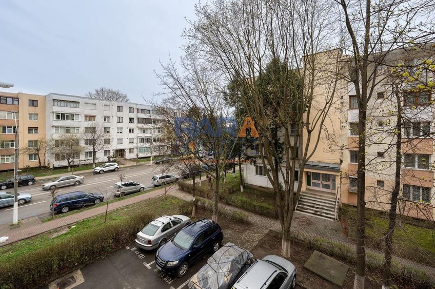 Prima închiriere, apartament două camere, ultracentral - 1