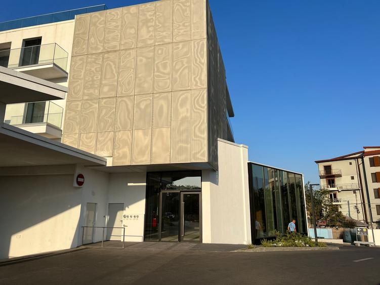 Sp. Com 124 mp 6 m inaltime, One Verdi Park - 20