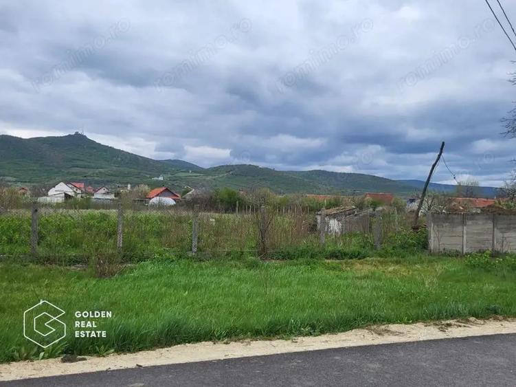 Teren intravilan, comuna Siria - 5