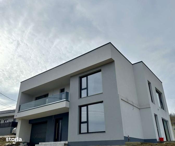 Casa 4 camere 237 mp, 4 bai, GARAJ, 700 mp teren- Bucium - 10
