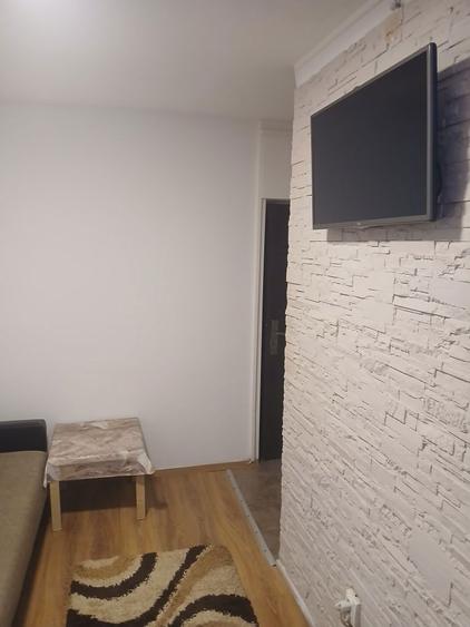 Inchiriez Garsoniera zona Baicului - 2