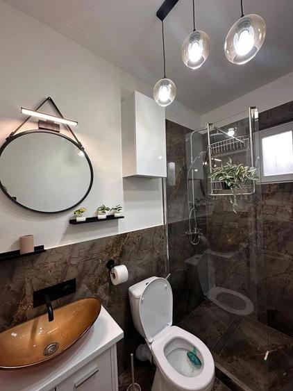 De vanzare casa construita din caramida, renovata, mobilata ?i utilata, zona Parcului 79.000euro - 4