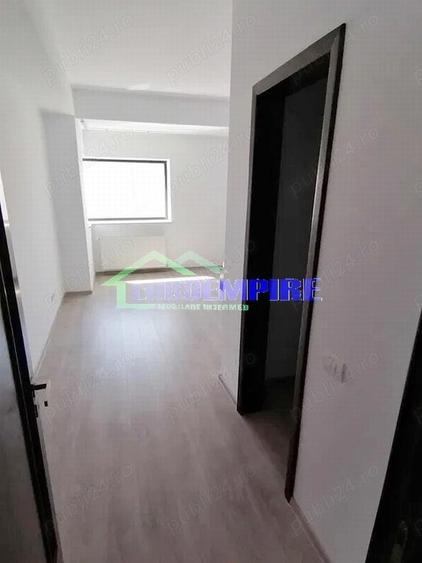 Apartamwnt 3 camere de inchiriat zona PENINSULA-CAZINO, bloc nou - 7