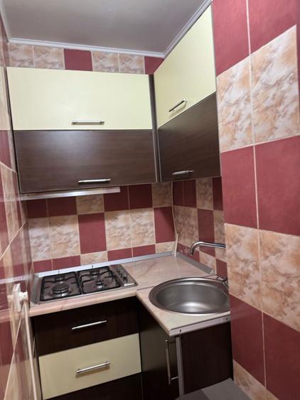 Inchiriez garsoniera saturn i6 - 2