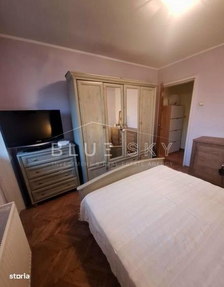Apartament cu 4 camere semidecomandat în City Park Mall