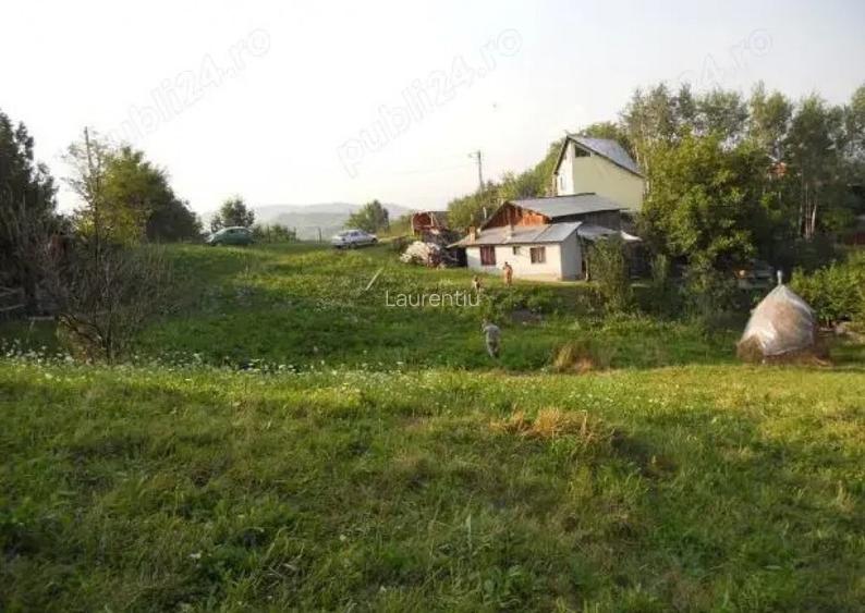 Teren intravilan Breaza ( Prahova) - 1.223 mp Teren intravilan Breaza ( Prahova) - 1.223 mp