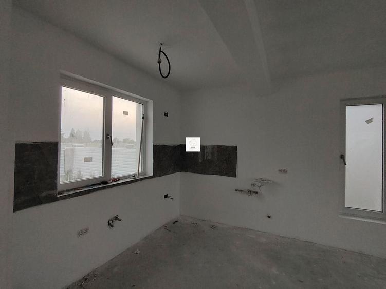 Casa 3 camere Crevedia - 9