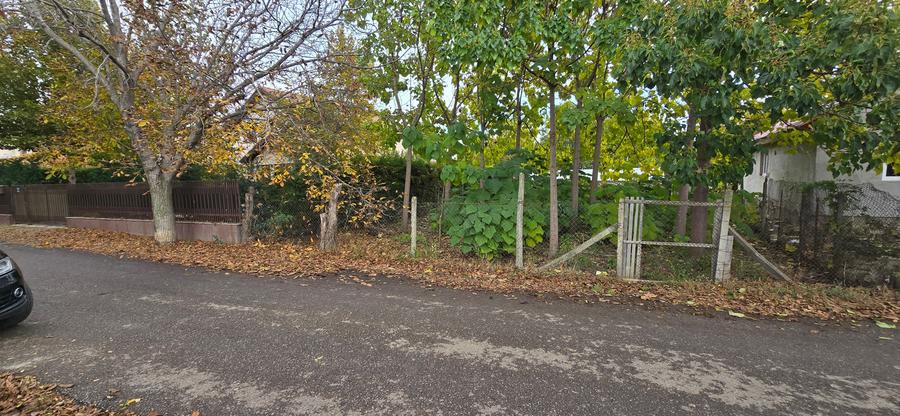 Teren  715  mp  intravilan Petresti - 4