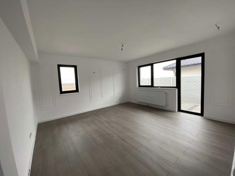 Casa noua 2024 de vanzare in Ciorogarla 4 camere, curte 300 mp, zona - 5