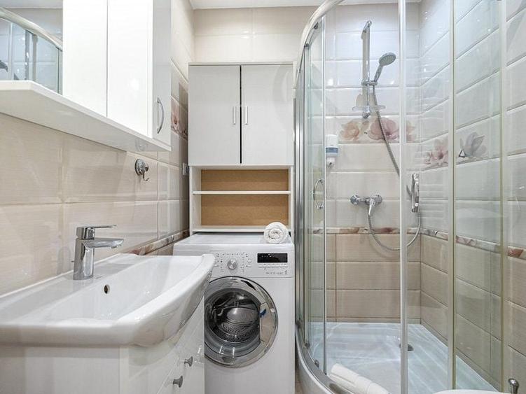 Apartament cu 2 camere decomandat, mobilat în Centrul Istoric