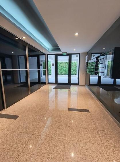 Iancu Nicolae- Gradina Zoologica- Jolie Ville- Loc parcare - 14