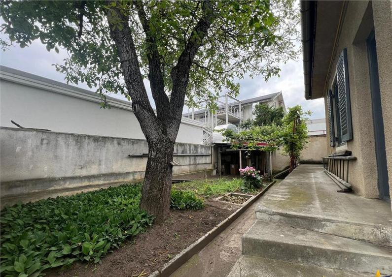 Casa singura in curte, cu garaj, Central, Brasov - 13