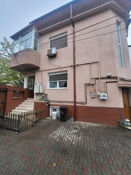 Casa care functioneza ca si gradinita in moment, zona centrala, Matei Voievod - 5