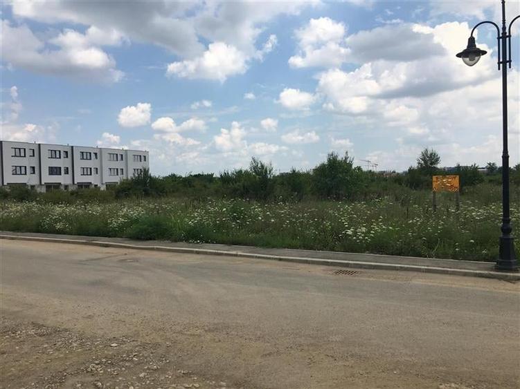 Vanzare Teren Campul Pipera - 10000 mp - 2