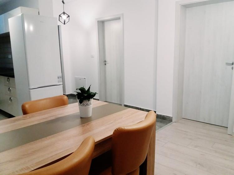 Proprietar inchiriez apartament cu 2 camere - 1