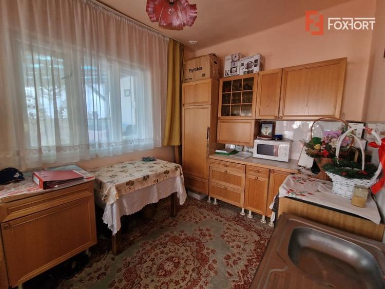 Casa individuala de vanzare cu 4 camere si teren de 800 mp - Recas - 4