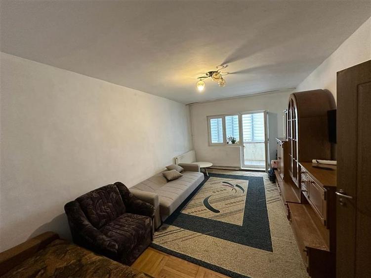 Resita, Apt.2 cam.Cf.1, Decom., Lunca - 11