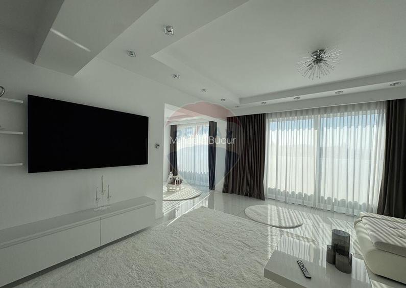 Singurul Penthouse de Vanzare in Media? 180 mp Utili Singurul Penthouse de Vanzare in Media? 180 mp Utili