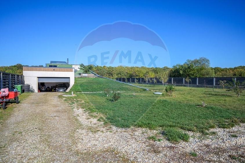 Vilă Futuristă: Eleganță & Inovație la limita pădurii, piscină, 4500mp - 47