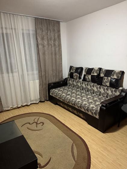 De inchiriat apartament 2 camere Codlea - 1