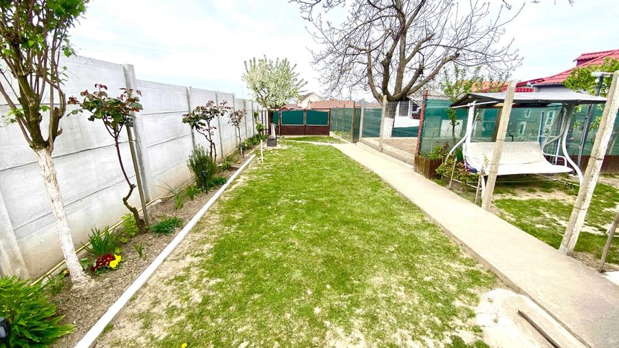 Casa cu teren mare si curte amenajata, de vanzare in Cordau locatie excelenta, situata chiar in centrul localitatii! - 1
