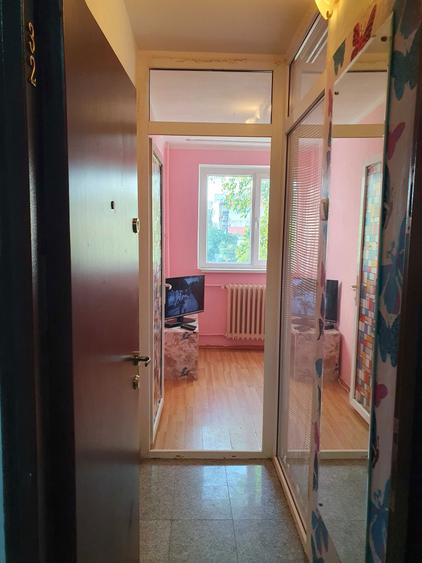 Proprietar. Inchiriere Ap. 2Cam Et2/4 280Eur/1400lei Calea Rahovei - 1