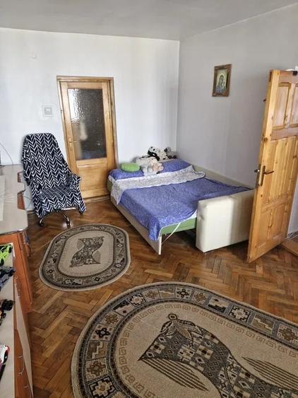 Apartament cu 2 camere decomandat, etaj 2/4, zona Pacurari - 1