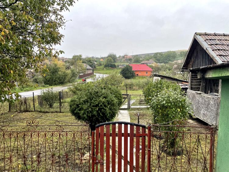 Casa 3 cam, centrala, garaj si pivnita Balda, Mures - Teren: 674 mp - 2