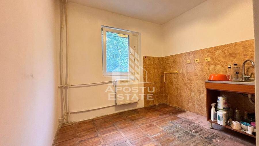 Apartament cu 2 camere, etajul intai, balcon - 4