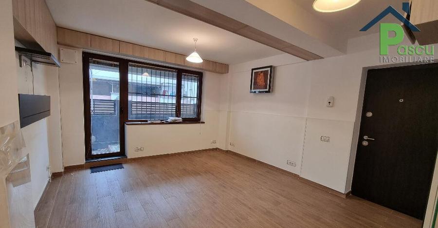 Garsoniera Brancoveanu, Alunisului, parter, curte proprie, bloc 2015 - 7