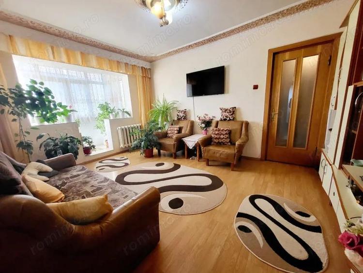 Apartament 3 camere semidecomandat, etaj 3/4, mobilat, Orizontului - 10