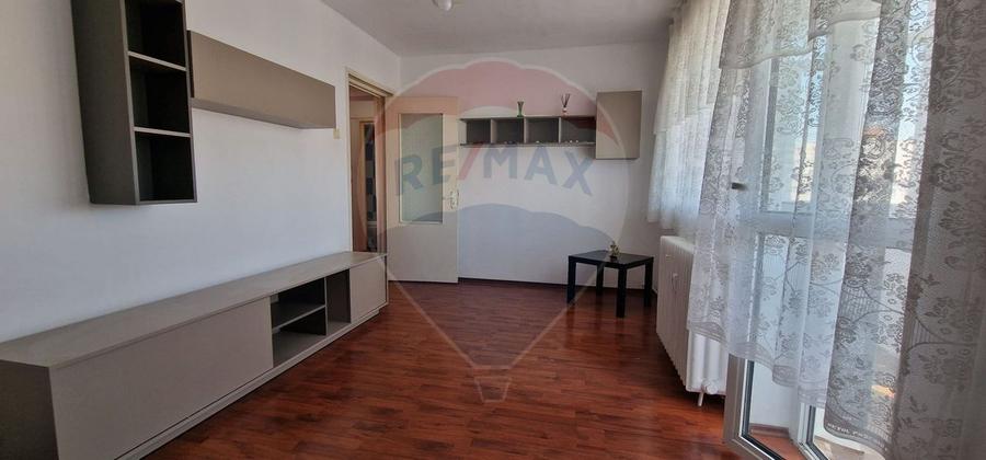 Apartament DE INCHIRIAT cu 2 camere decomandate, zona Narcisa - 2