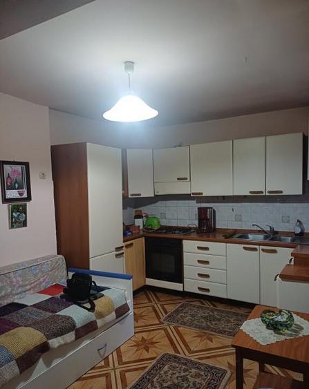 Apartament 4 camere zona Patria - 1