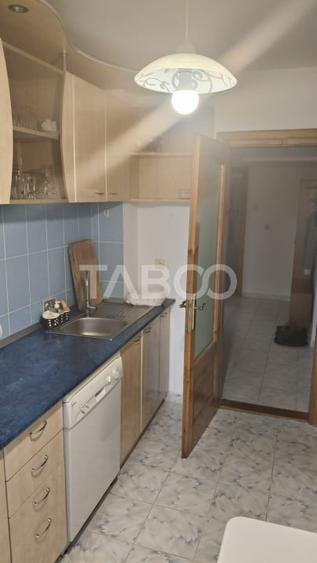 Apartament cu 3 camere garaj si pivnita de vanzare in Sebes - 3