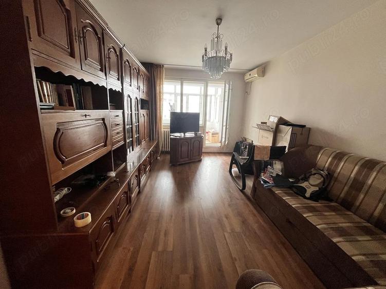 Direct proprietar | Apartament 3 camere spa?ios | Metrou 1 Decembrie 1918 - 6