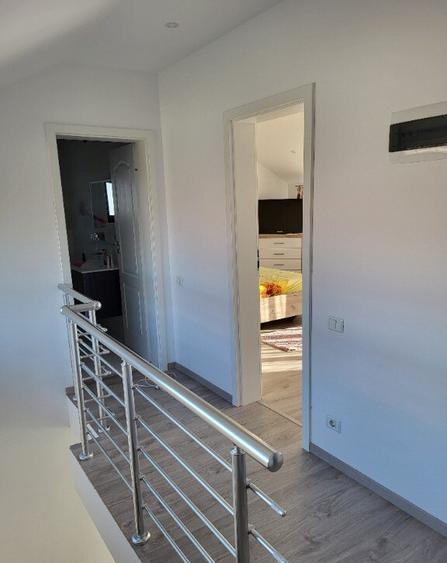 Casa de inchiriat - 13