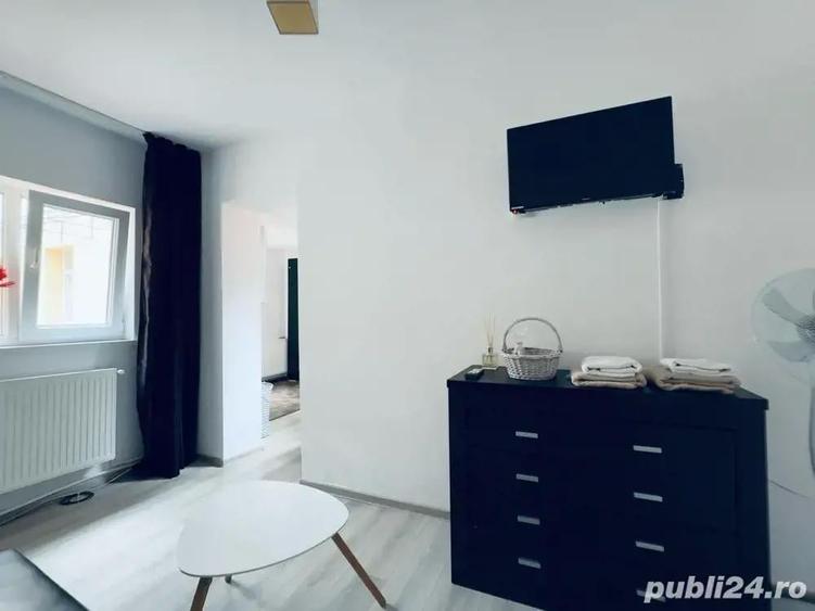 Garsoniera cocheta in centrul istoric Bra?ov - 9